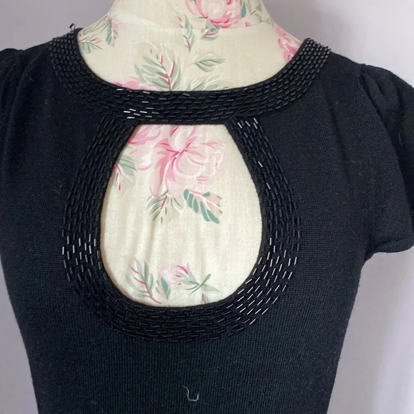 Nanette lepore black 100% merino short sleeve sweater beading trim size small - Picture 2 of 9